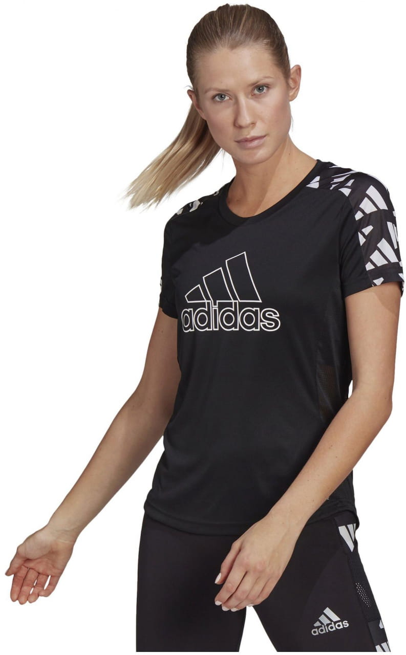 Dámské sportovní tričko adidas Celeb Tee W