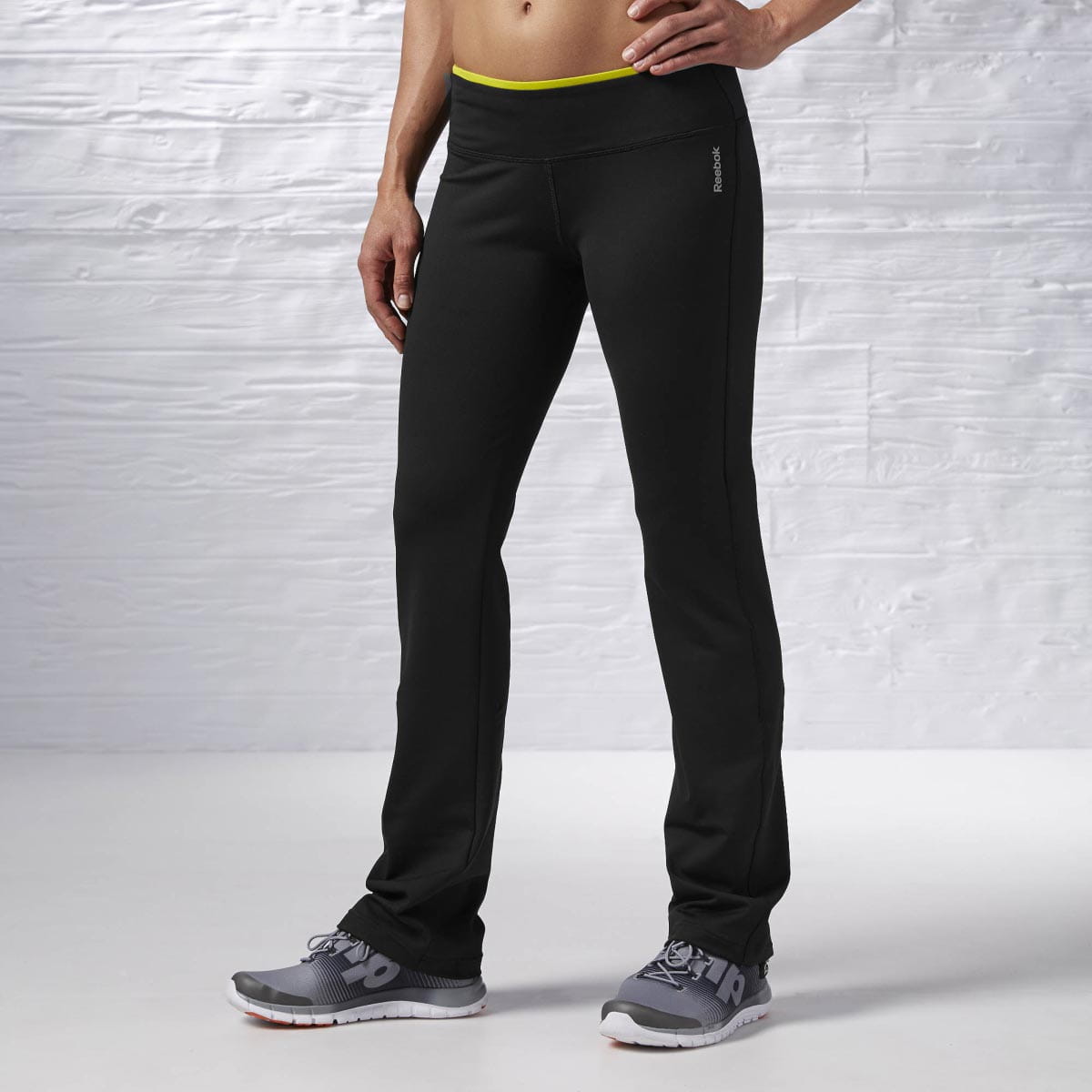 Dámské fitness kalhoty Reebok Sport Essentials Pant Program Fitted Bootcut