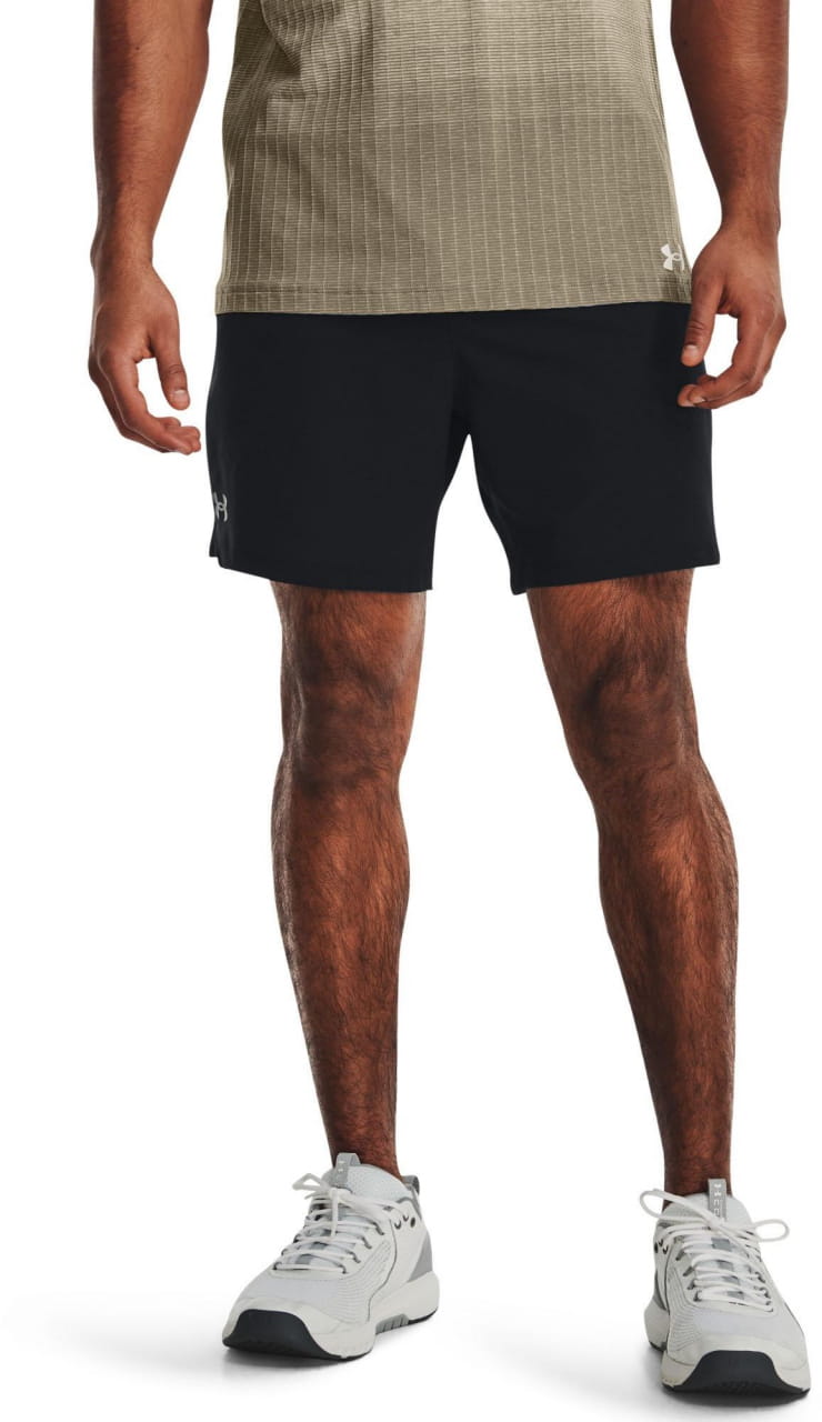 Pantaloncini sportivi da uomo Under Armour Vanish Woven 6in Shorts-BLK
