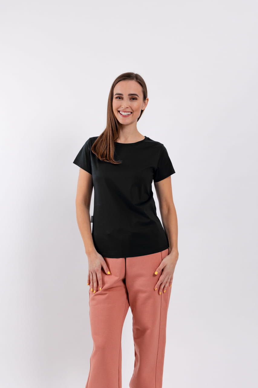 Dámske tričko s okrúhlym výstrihom Be Lenka Essentials Women's Round Neck T-shirt