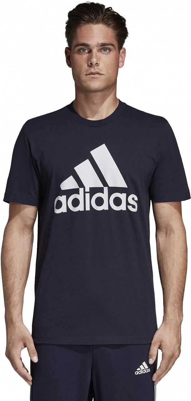 T-shirts adidas Must Haves Badge Of Sport Tee