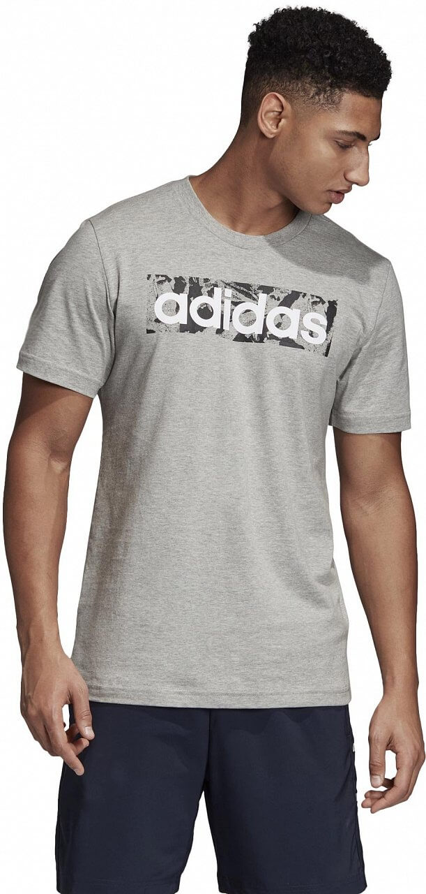 T-Shirts adidas Essentials Linear AOP Box Tee