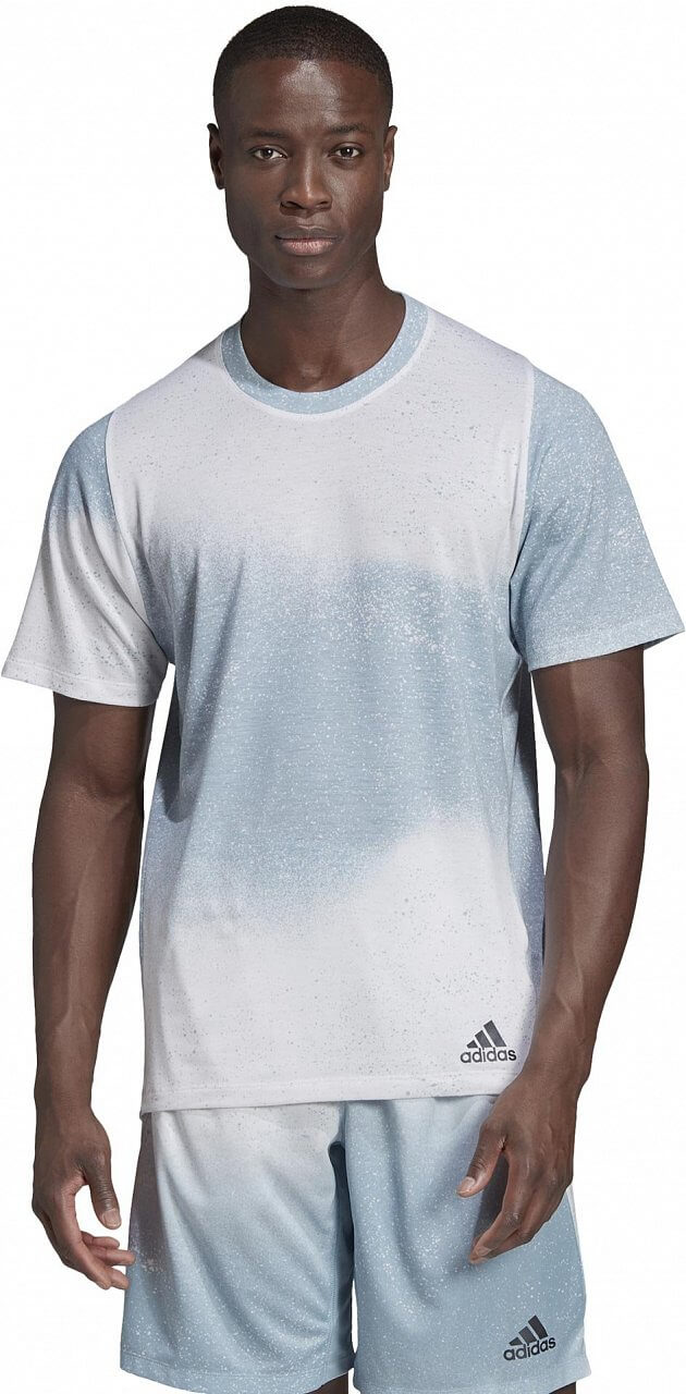 T-Shirts adidas Freelift Sport Spray Graphic Tee