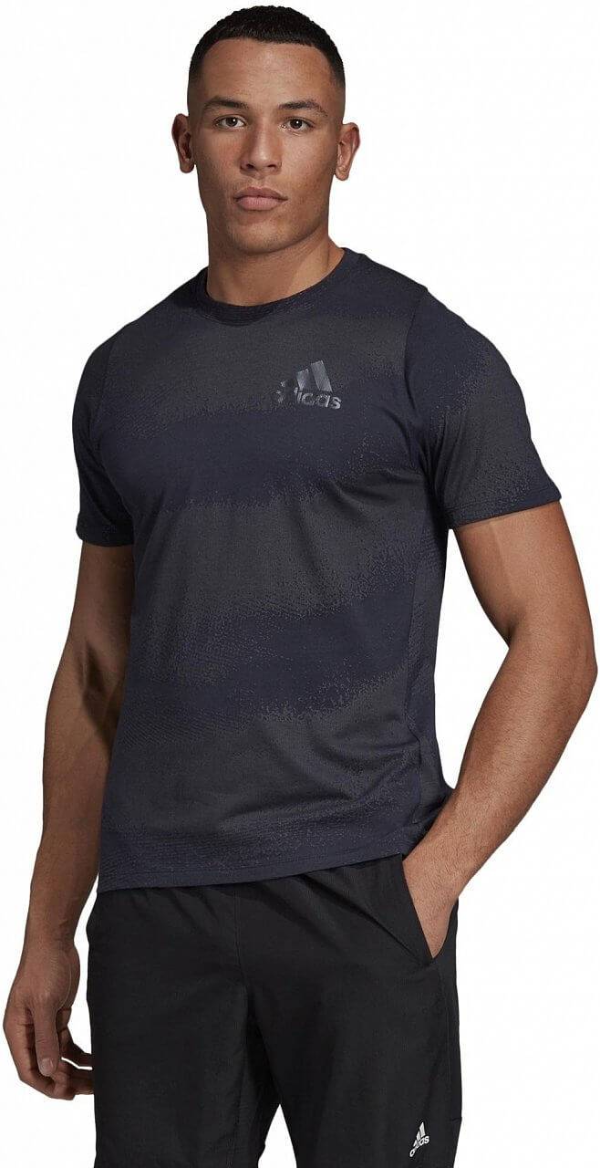 T-Shirts adidas Freelift 360 ALive Graphic Tee