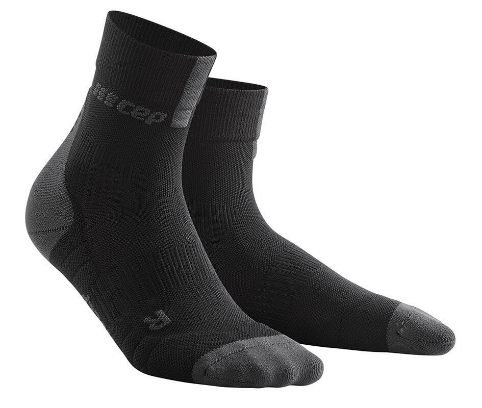 Férfi rövid zokni CEP Krátké ponožky 3.0 pánské černá / tmavě šedá
