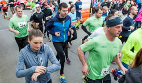 Polmaratón Plzeňského kraja ovládli bežci z Kene