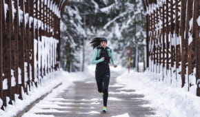 10 tipů, aby vás běh v zimě nestál zdraví